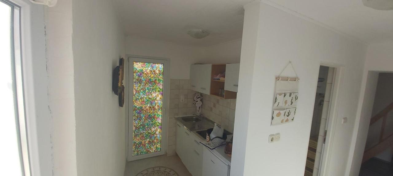 Apartment Rafin Dvor Vrsi