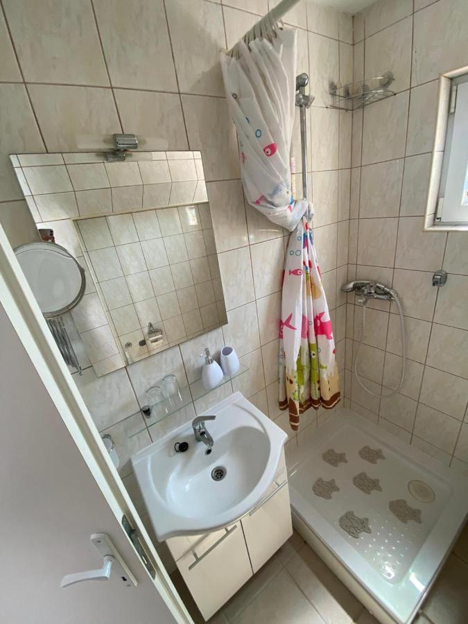 Apartment Rafin Dvor Vrsi